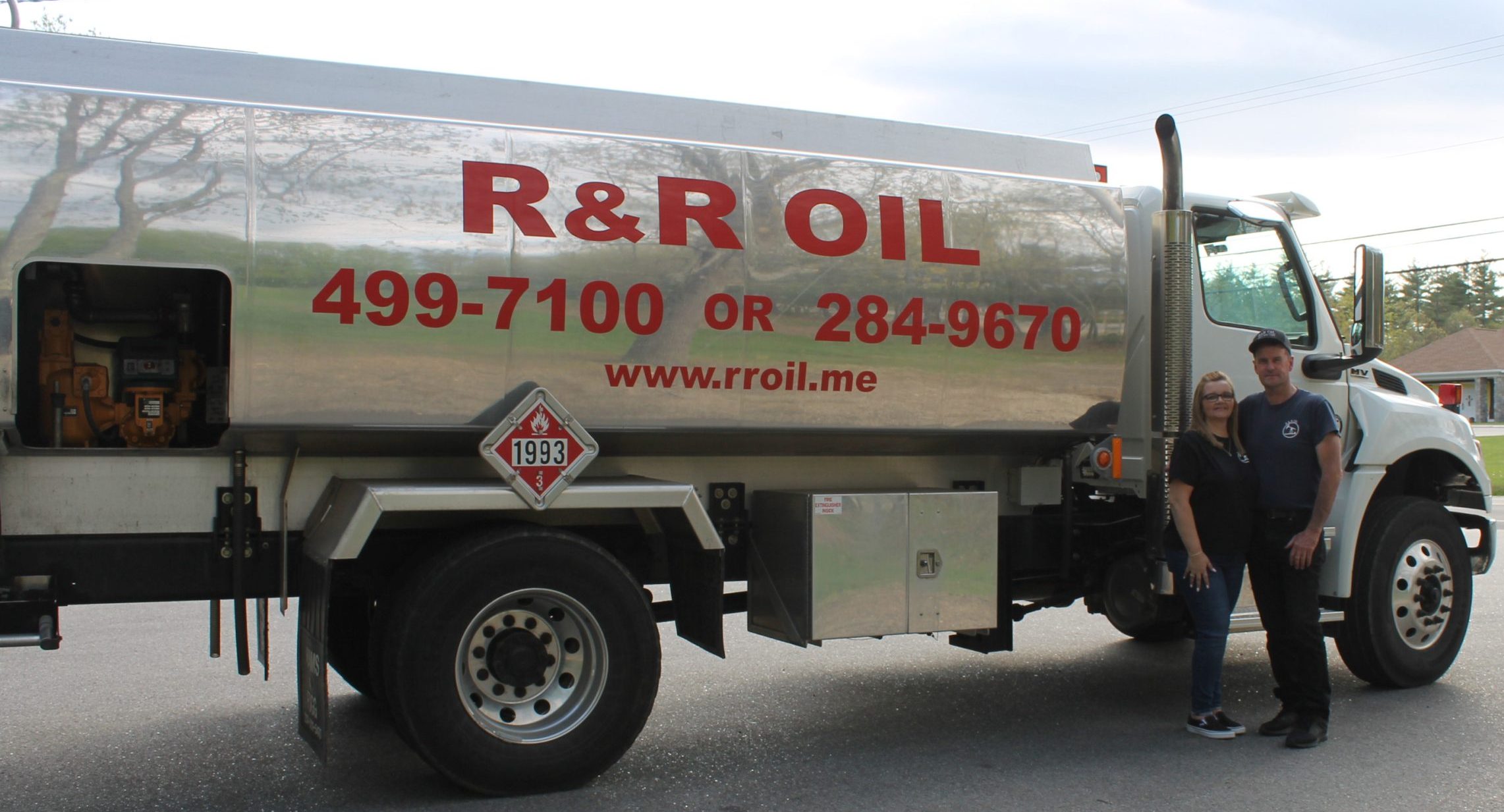 R&R Oil Truck